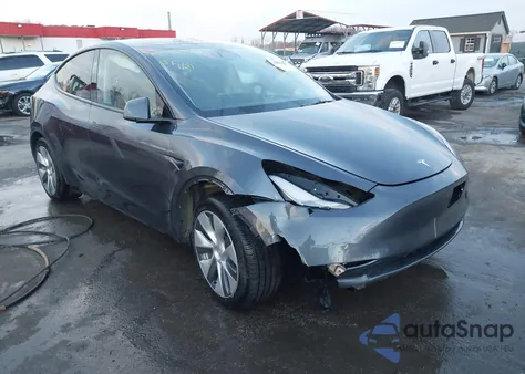 2023 Tesla Model Y из США, поврежденный, VIN 7SAYGDEE0PA172079